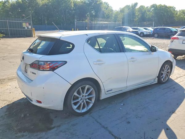 2013 LEXUS CT 200h