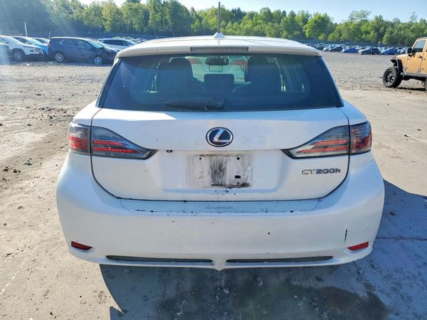 2013 LEXUS CT 200h