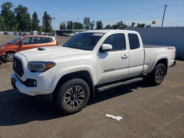 2021 TOYOTA TACOMA SR5