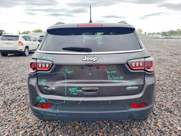 2018 JEEP COMPASS LATITUDE 4X4