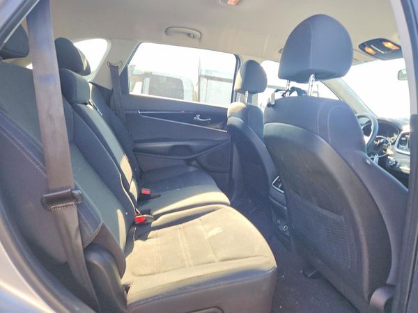 2018 KIA SORENTO L, LX — PSRS