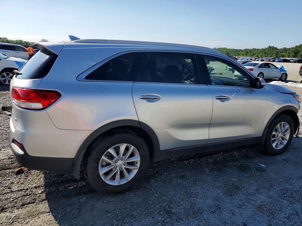 2016 KIA SORENTO L / LX