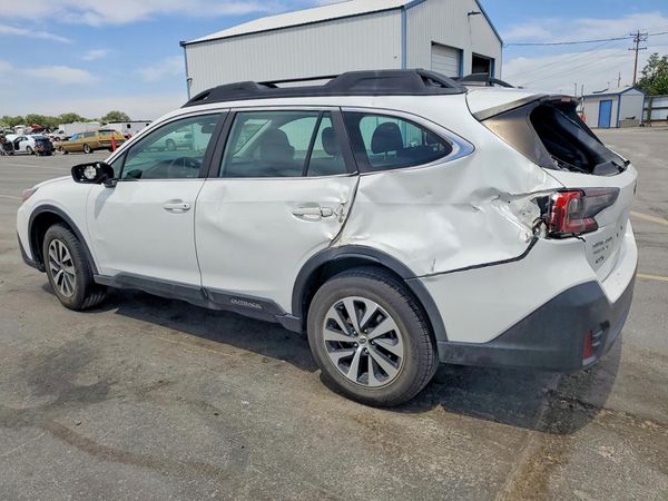 2022 SUBARU OUTBACK Base