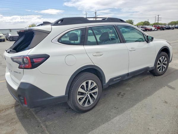 2022 SUBARU OUTBACK Base
