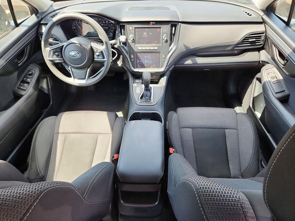 2022 SUBARU OUTBACK Base