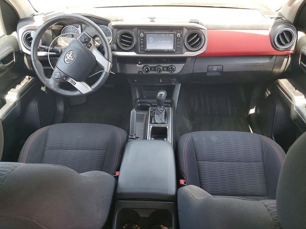 2017 TOYOTA TACOMA