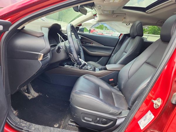 2022 MAZDA CX-30 Premium Package