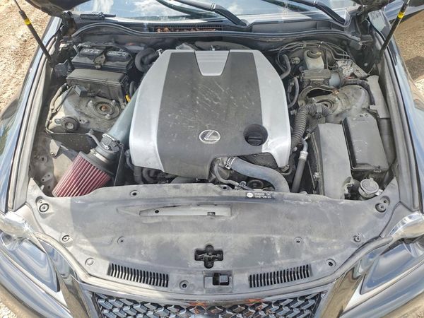 2016 LEXUS IS 300