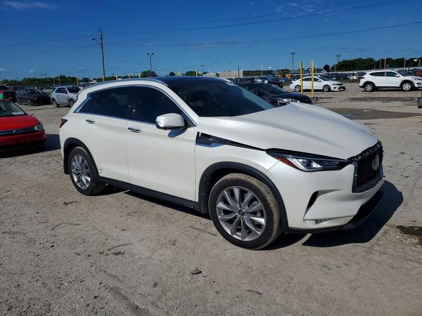 2022 INFINITI QX50 Essential