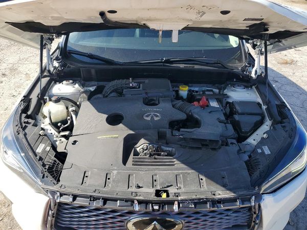 2022 INFINITI QX50 Essential