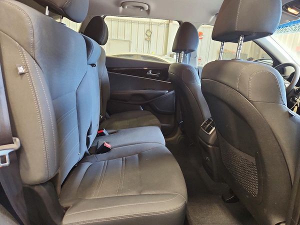 2019 KIA SORENTO L, LX, S