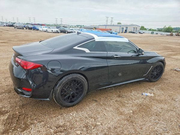 2022 INFINITI Q60 LUXE