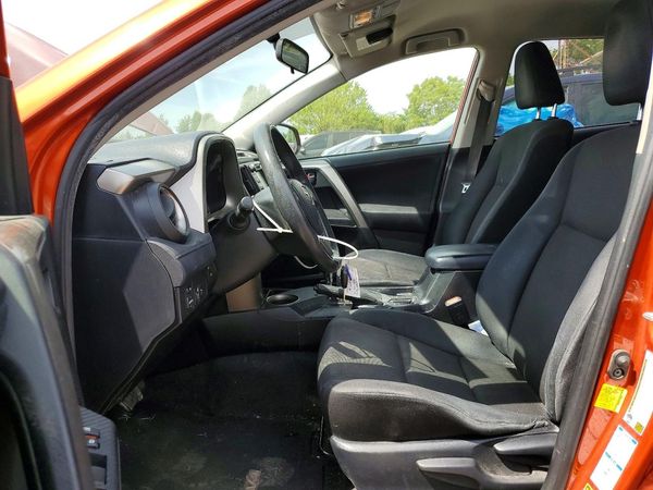2015 TOYOTA RAV4 LE (X Grade)