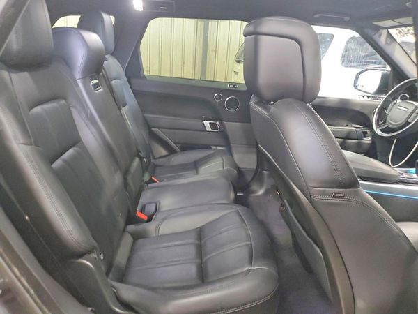 2021 LAND ROVER RANGE ROVER SPORT HSE Silver Edition