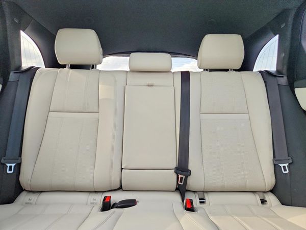 2023 LAND ROVER RANGE ROVER VELAR P250 R-Dynamic S — SUVN