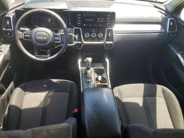 2022 KIA SORENTO LX
