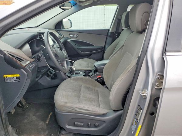 2018 HYUNDAI SANTA FE SE Base