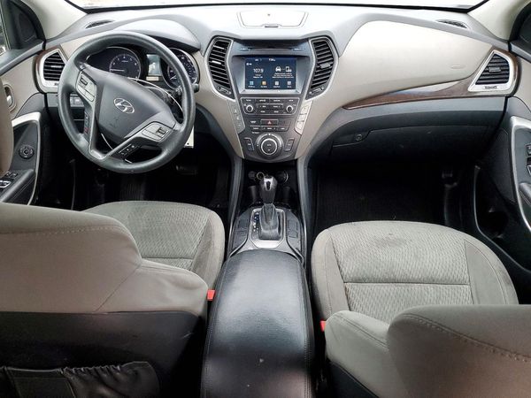 2018 HYUNDAI SANTA FE SE Base
