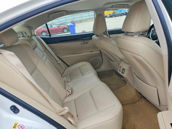 2013 LEXUS ES 350