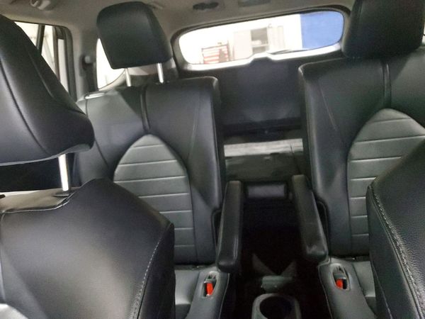 2021 TOYOTA HIGHLANDER XLE Nav