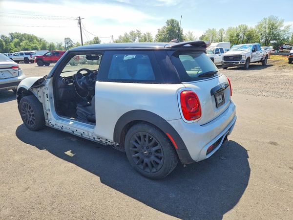 2014 MINI COOPER