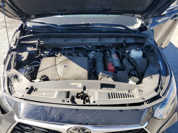 2022 TOYOTA HIGHLANDER L