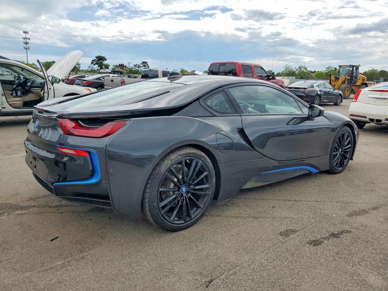 2020 BMW I8