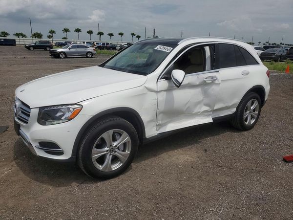 2017 MERCEDES-BENZ GLC GLC300 Base-4M