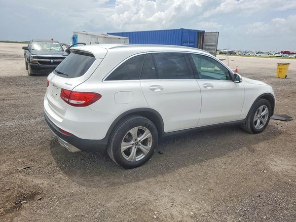 2017 MERCEDES-BENZ GLC GLC300 Base-4M