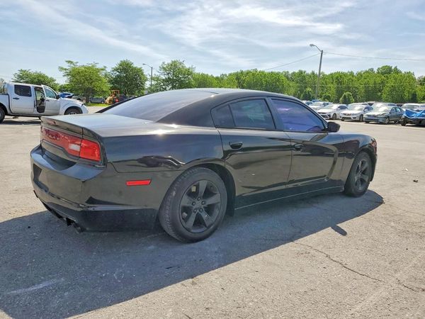 2014 DODGE CHARGER SE RWD