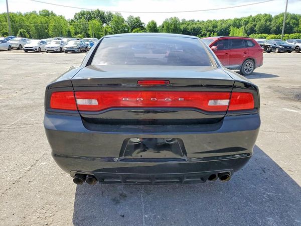 2014 DODGE CHARGER SE RWD