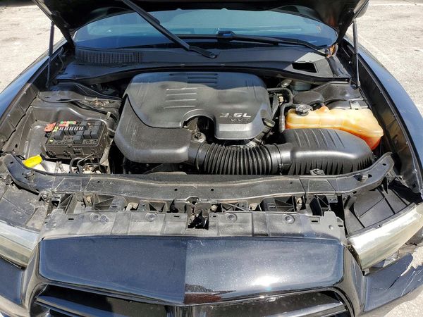 2014 DODGE CHARGER SE RWD