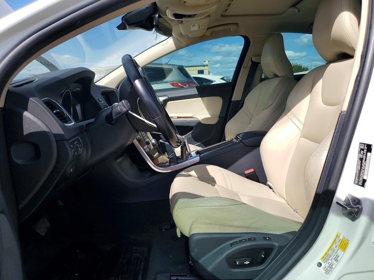 2018 VOLVO S60 Dynamic