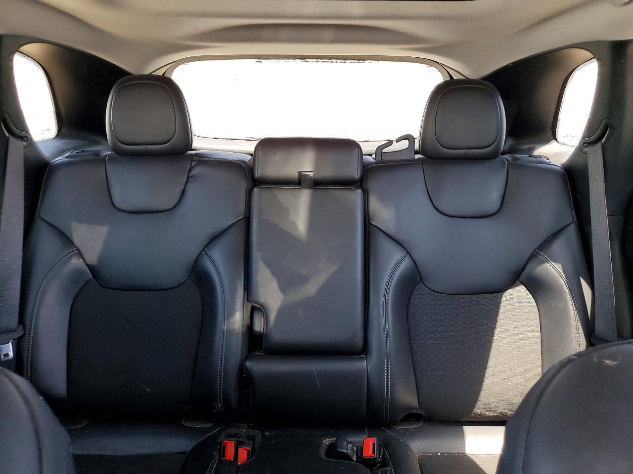 2020 JEEP CHEROKEE LATITUDE PLUS 4X4