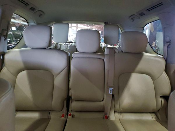 2017 INFINITI QX80
