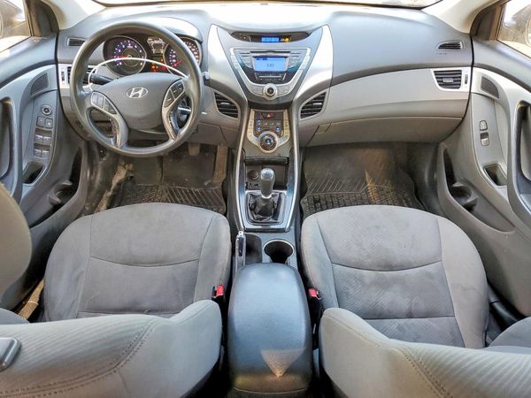 2013 HYUNDAI ELANTRA