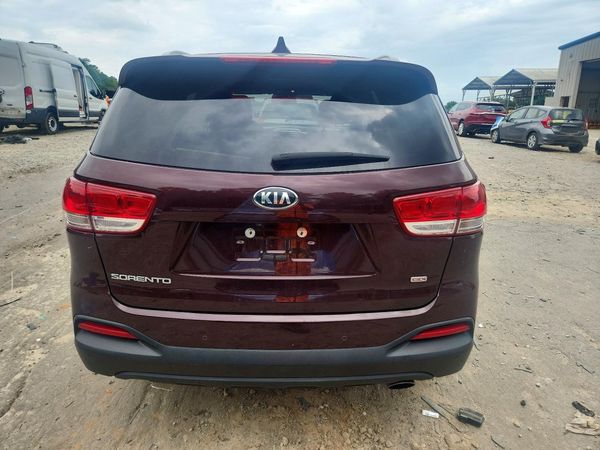 2017 KIA SORENTO L, LX