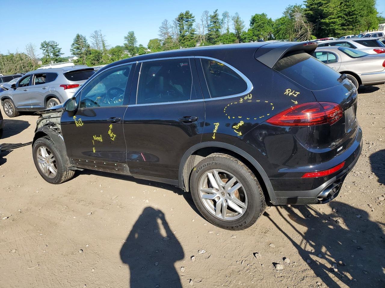 2016 PORSCHE CAYENNE