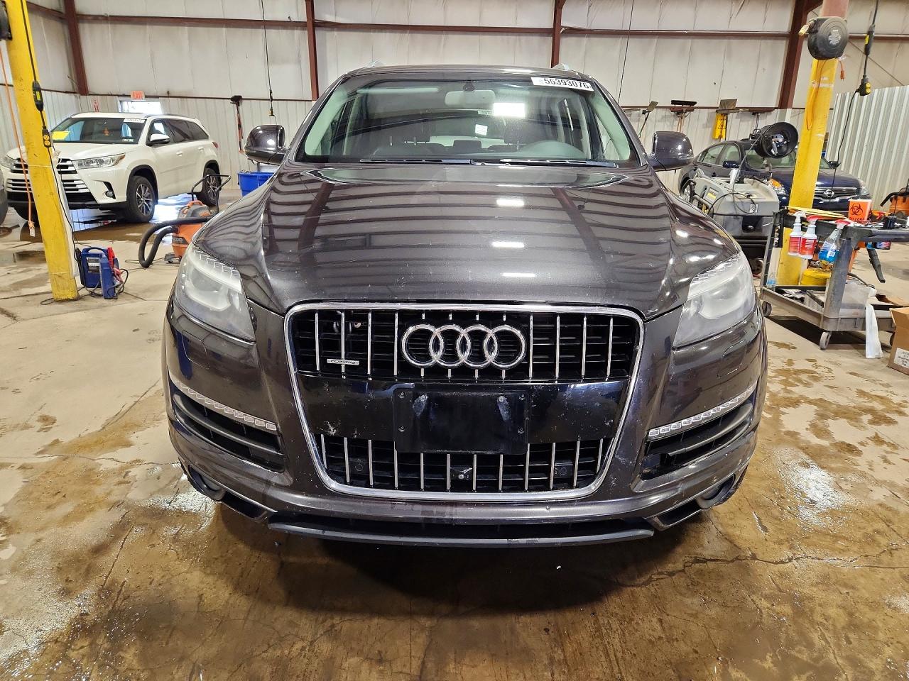 2013 AUDI Q7 Premium Plus