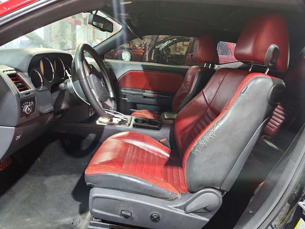 2013 DODGE CHALLENGER R/T