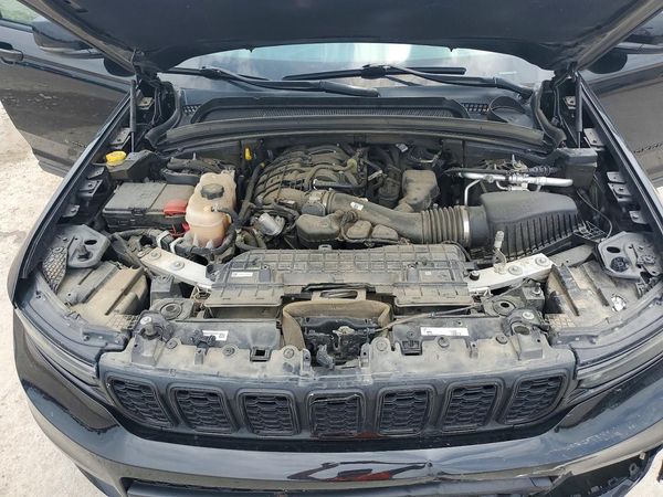 2021 JEEP GRAND CHEROKEE L LAREDO 4X4