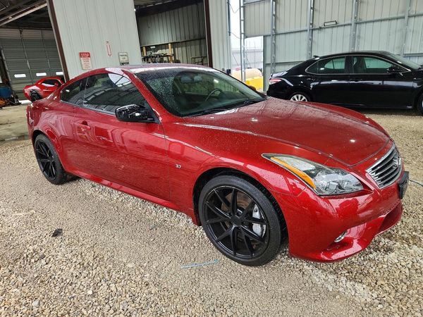 2015 INFINITI Q60