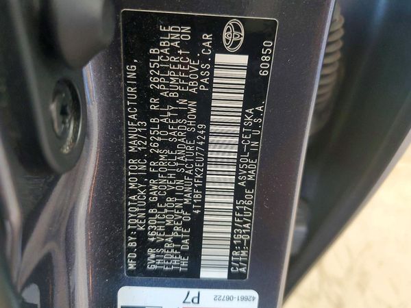 2014 TOYOTA CAMRY