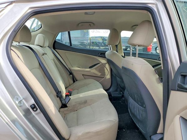 2015 KIA OPTIMA GL - Middle-low