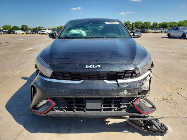 2024 KIA FORTE GT Line