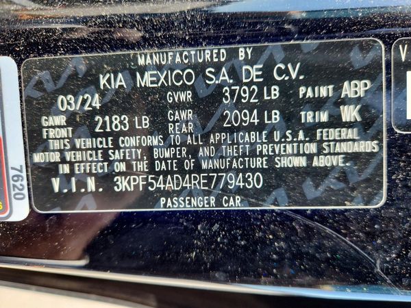 2024 KIA FORTE GT Line