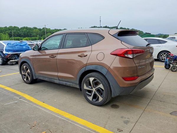 2016 HYUNDAI TUCSON