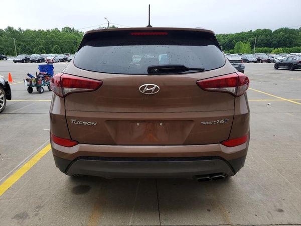 2016 HYUNDAI TUCSON