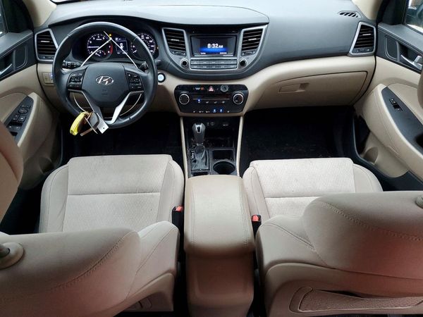 2016 HYUNDAI TUCSON