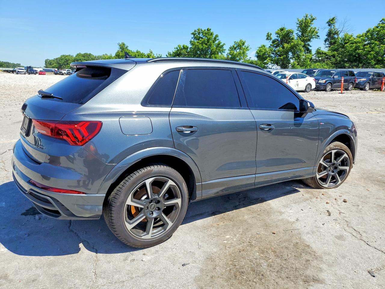 2025 AUDI Q3
